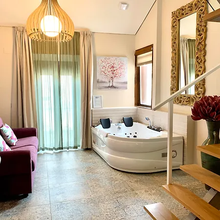 Hotel Akla 4*