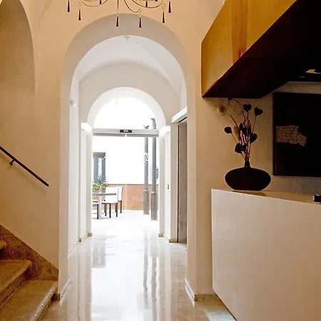 Hotel Akla 4*